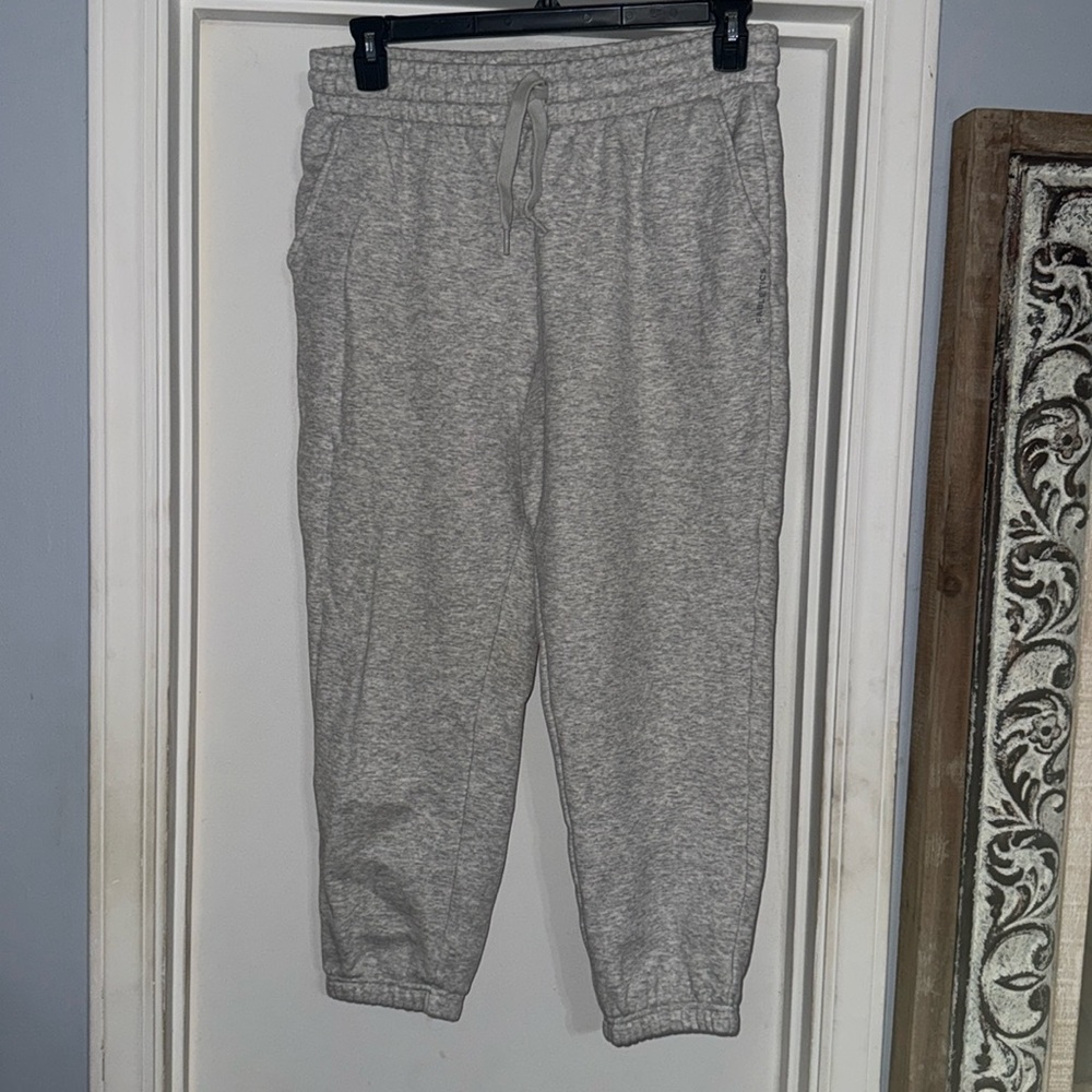 Fabletics gray sweatpants size large